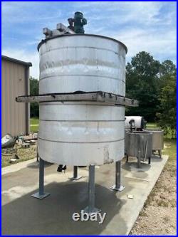 2000 Gallon 316 Stainless Steel Mixing Tank with 2 Internal Pipe Coil
