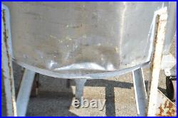 85 Gallon Stainless Steel Mixing Tank Bottom Outlet on Casters